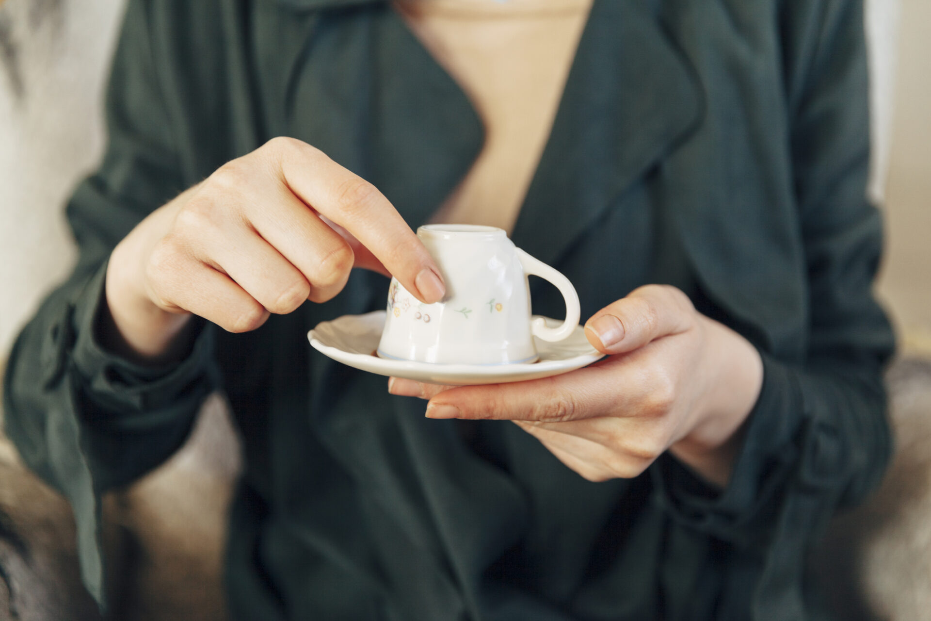 How To Do Turkish Coffee Fortune-Telling? What Do The Symbols In The Coffee Cup Mean?
